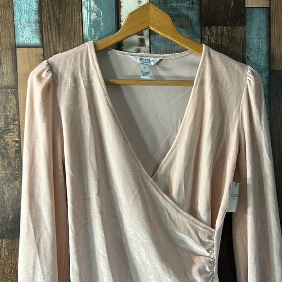 Arizona XS pink velour slimming top - Picture 2 of 10